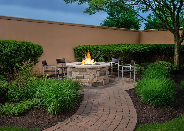 Comfort Inn & Suites Bethlehem Lehigh Valley Airport